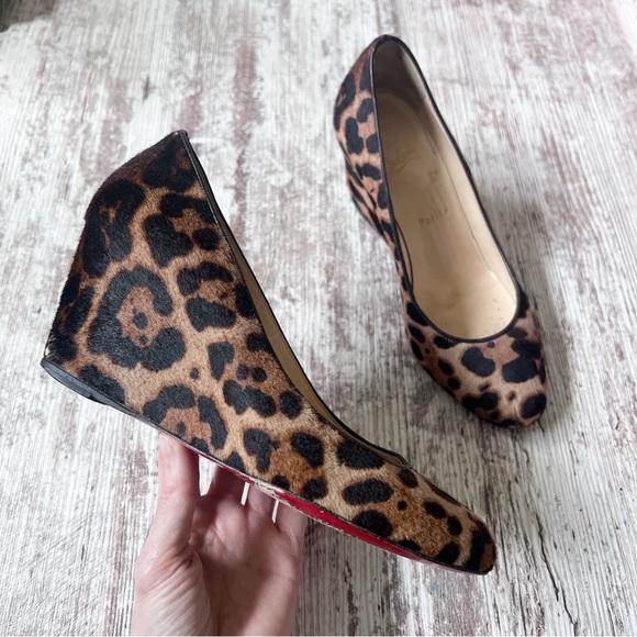 Christian Louboutin Leopard Print Calf Hair Wedge Pumps Size 39 - Picture 1 of 12